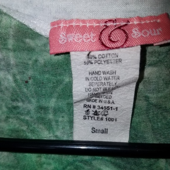 Rhinestone Embellished Tee - Picture 4 of 5